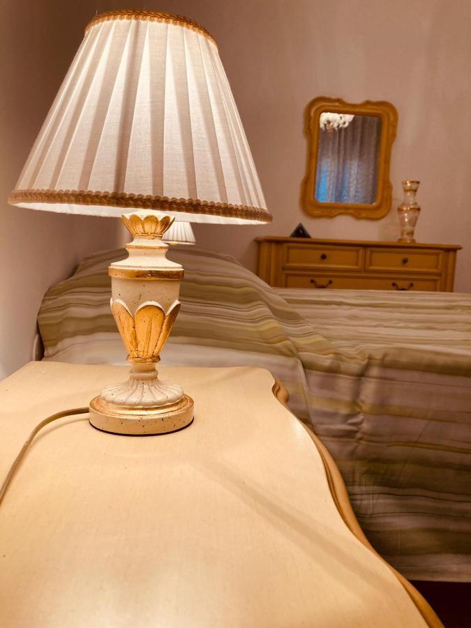 Ai Do Fradei Apartment เมสเตร ภายนอก รูปภาพ