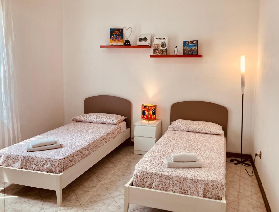 Ai Do Fradei Apartment เมสเตร ภายนอก รูปภาพ