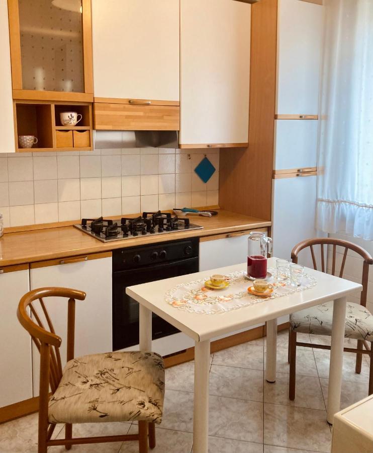 Ai Do Fradei Apartment เมสเตร ภายนอก รูปภาพ