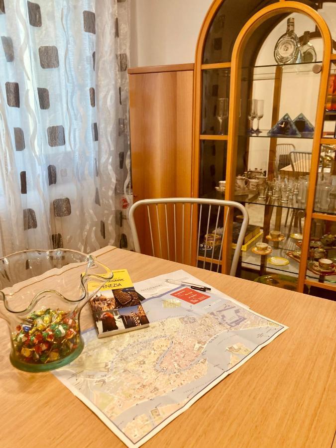 Ai Do Fradei Apartment เมสเตร ภายนอก รูปภาพ